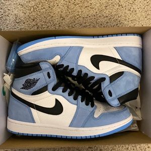 Jordan 1 retro high university blue
